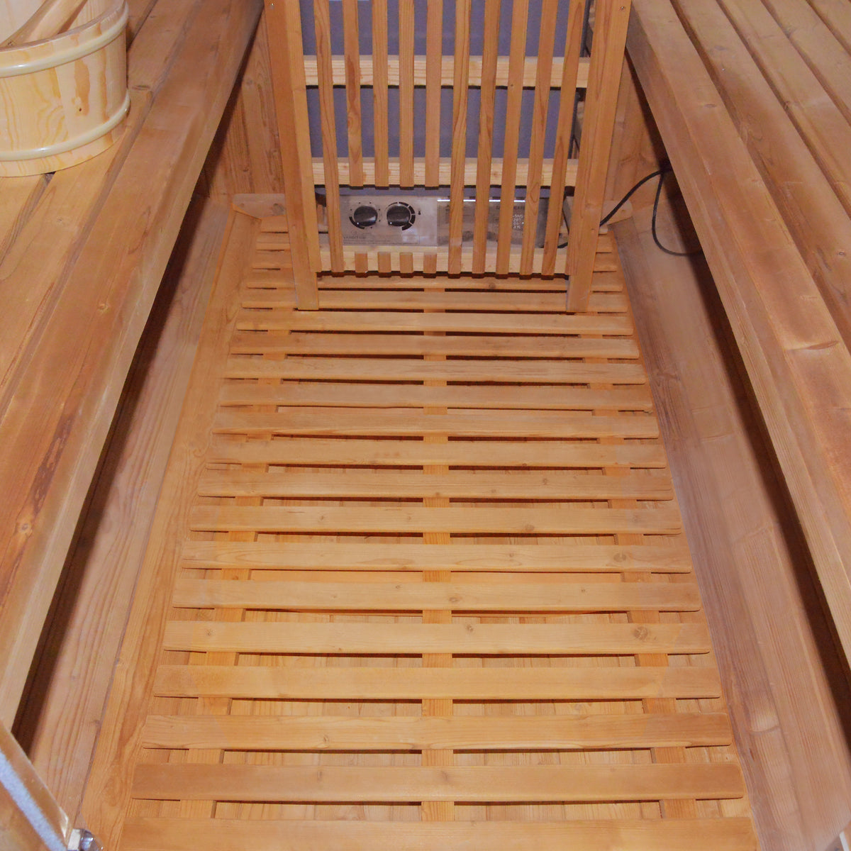 Traditional Cylindrical Stove Double Sauna Room