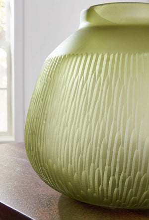 Scottyard - Vase - Best Buy Furniture