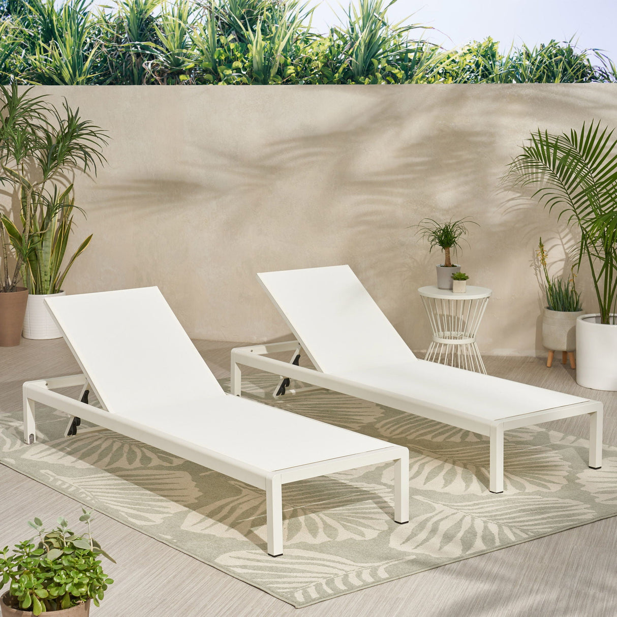 Outdoor Patio Chaise Lounge With 5 Reclining Positions - Best Buy Furniture