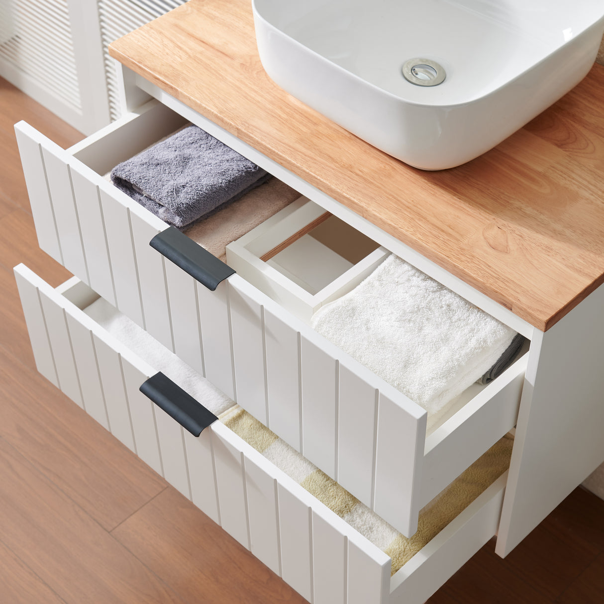32-Inch Double Drawer Wall-Mounted Bathroom Vanity