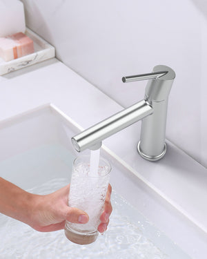 Chrome Single Handle Bathroom Faucet for 1 or 3 Holes
