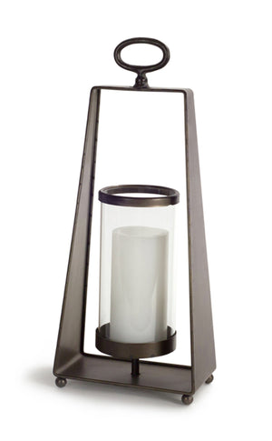 Metal candle holder with tapered frame (set of 2)