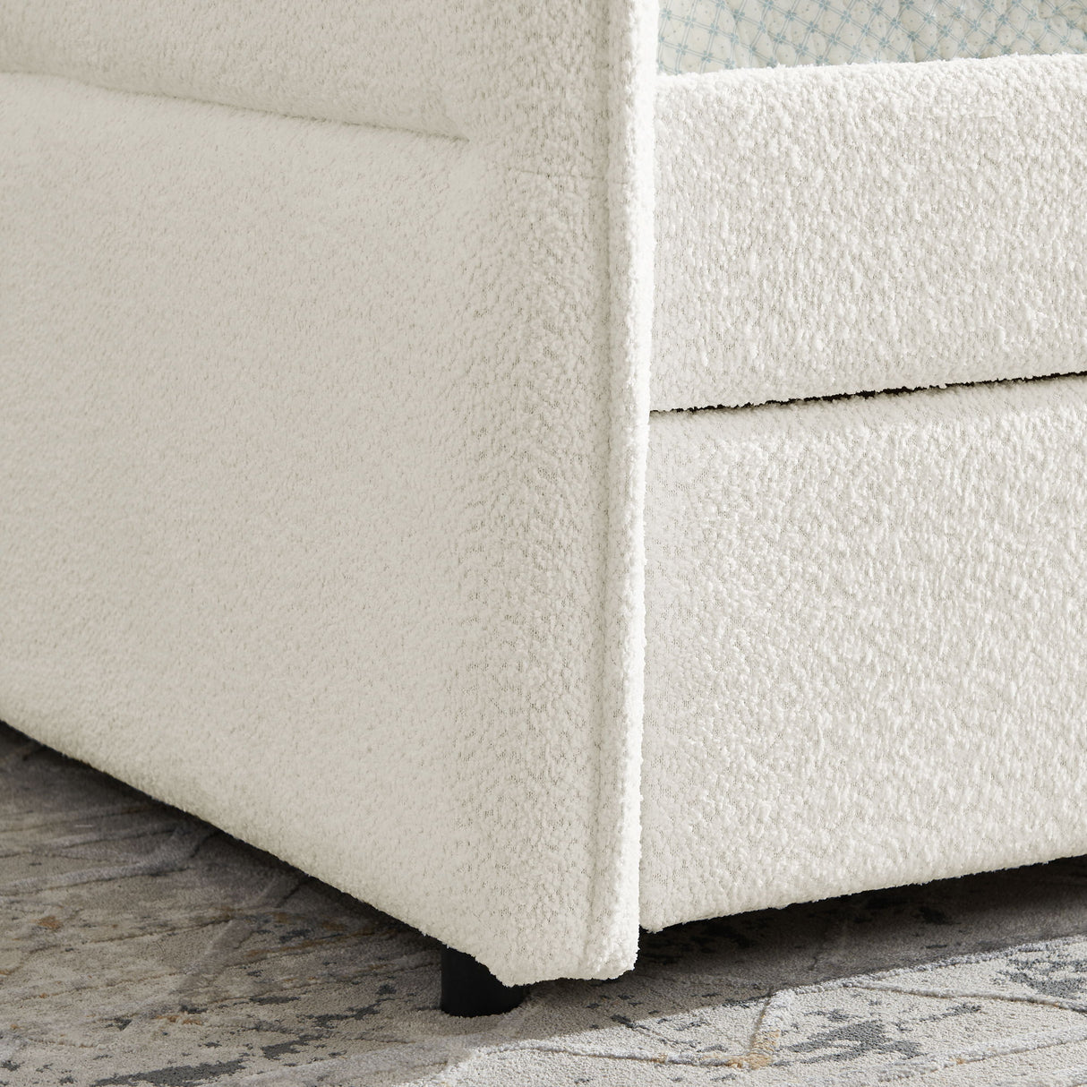Upholstered Daybed With Pop Up Trundle