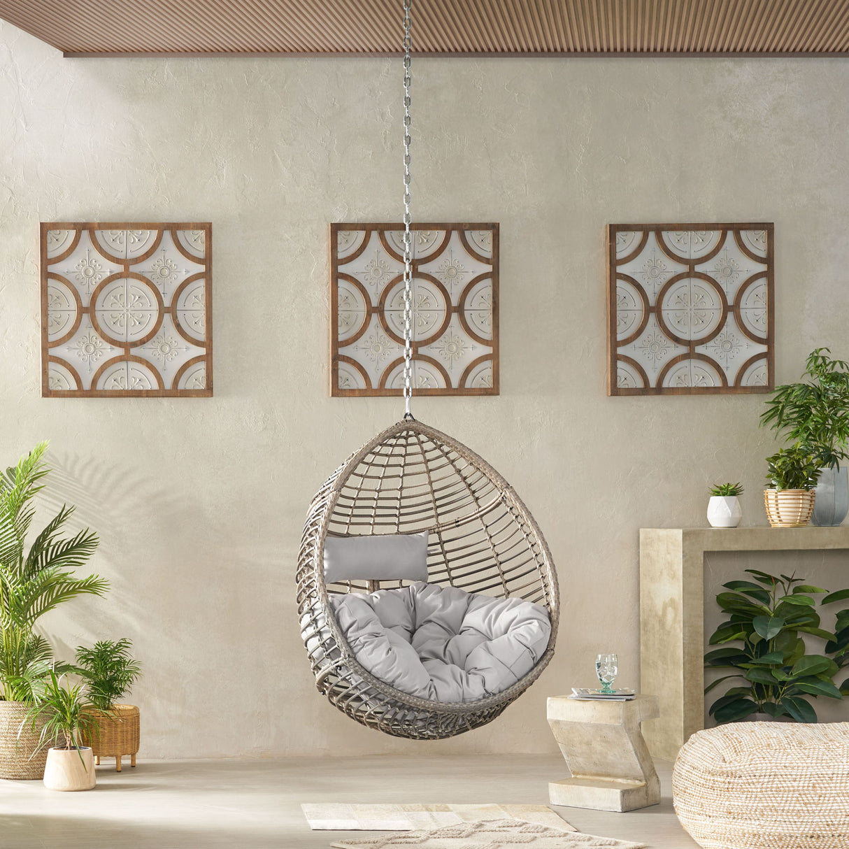 Morris Teardrop - Hanging Chair With Chain And Water Resistant Cushions