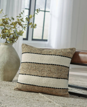 Rueford - Pillow - Best Buy Furniture