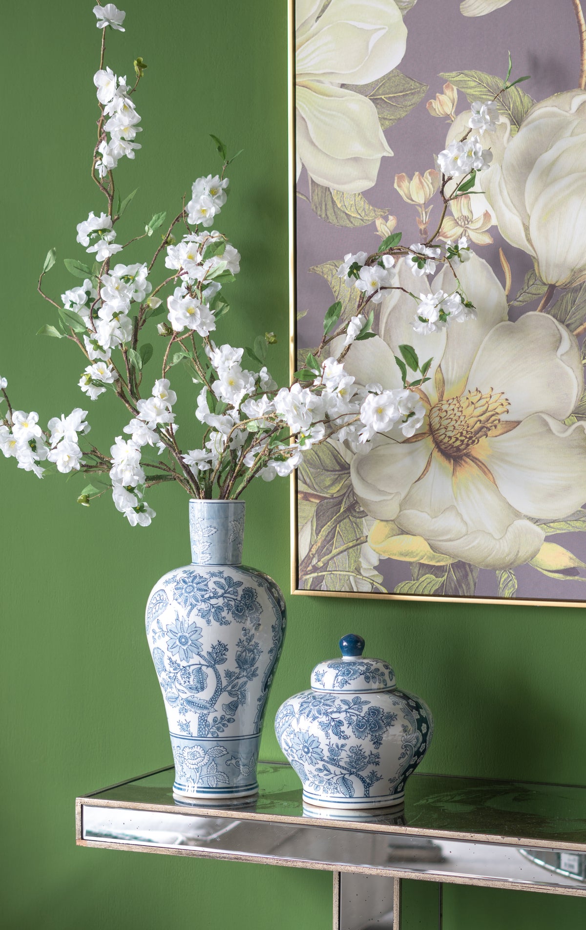 D9.1x9.1" Porcelain Lidded Jar