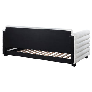 Fandango - Upholstered Twin Day Bed With Trundle - White