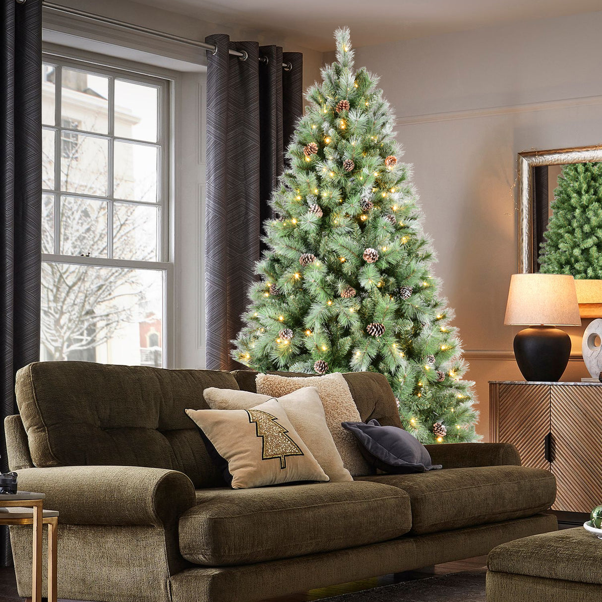 Premium 5FT Christmas Tree with 200 Warm Lights