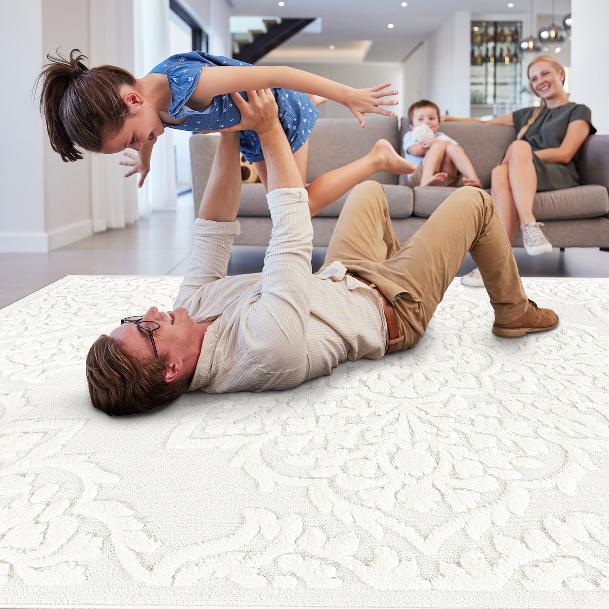 Cream Medallion Area Rug with High-Low Pile - 6'7" x 9"