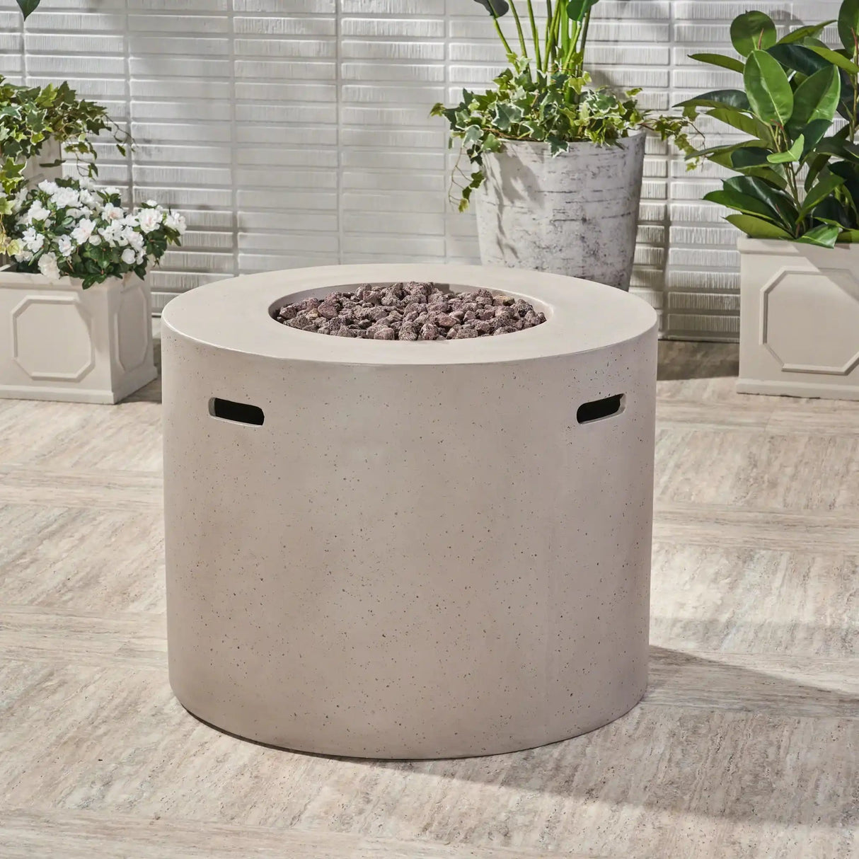 Round Iron Fire Pit With 40,000 Btu - Best Buy Furniture