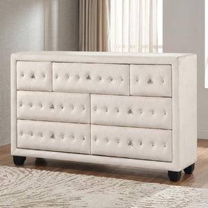 Sophia - Upholstered Bedroom Set