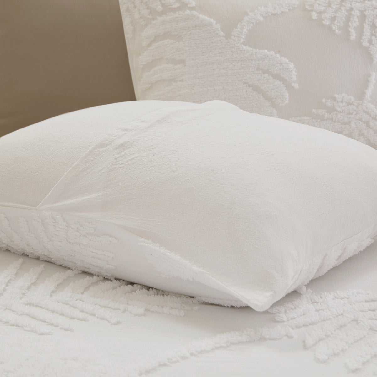 Full/Queen 3 Piece Tufted Cotton Chenille Palm Duvet Cover Set