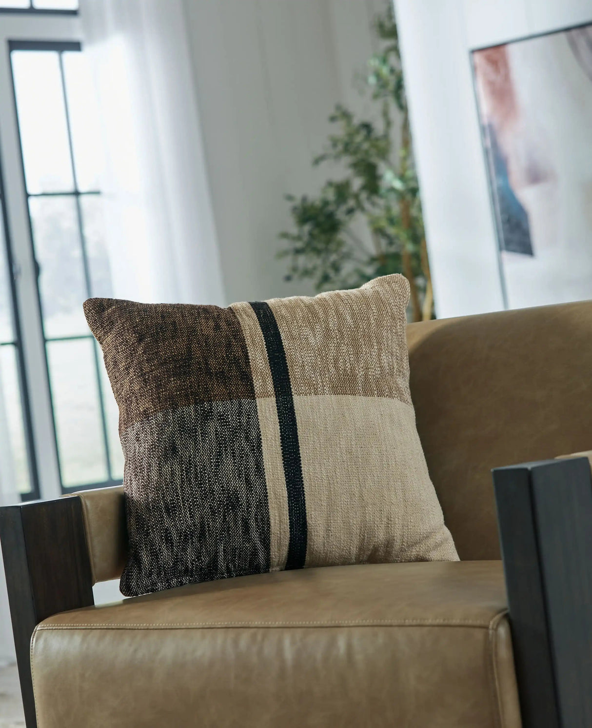 Adrielton - Pillow - Best Buy Furniture
