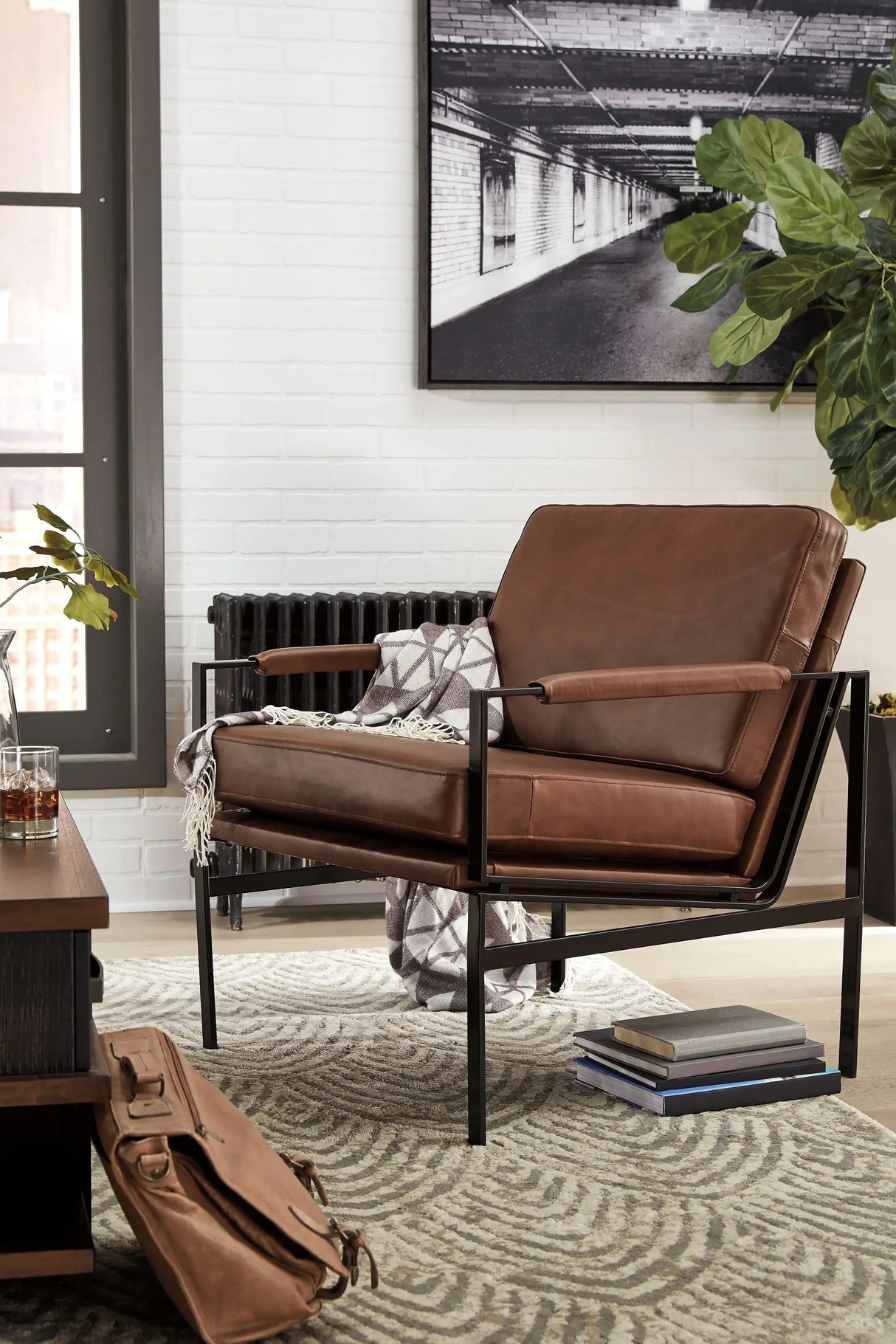 Puckman - Accent Chair - Best Buy Furniture