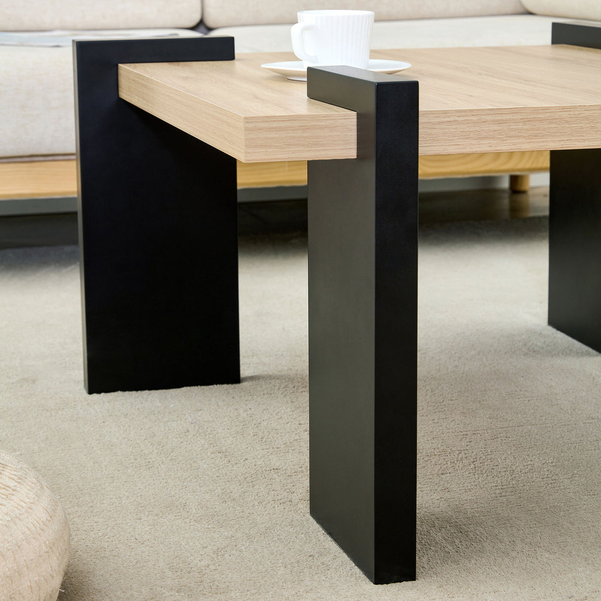 High Quality Coffee Table For Modern Minimalist Living Rooms