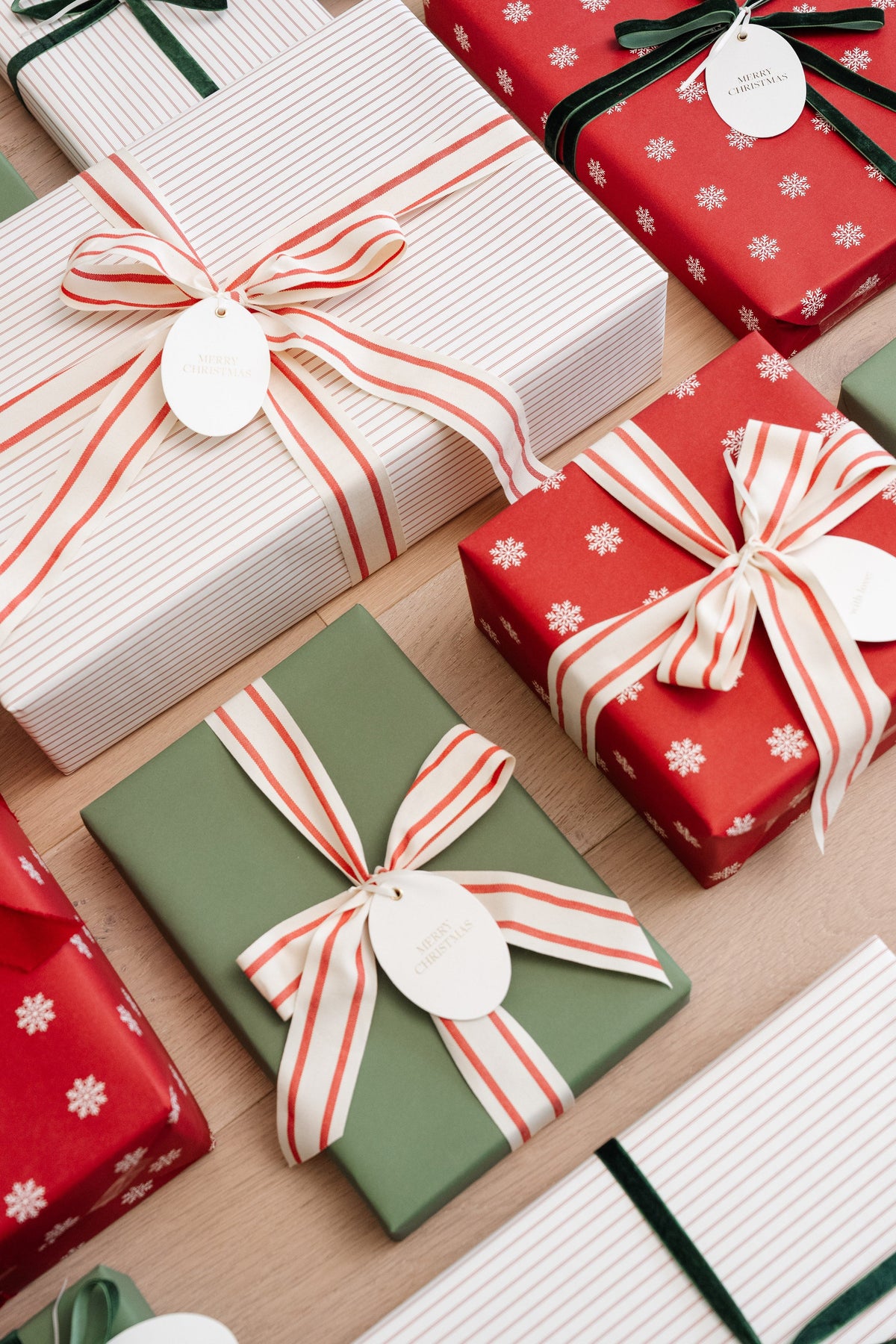 Snowflake Wrapping Kit