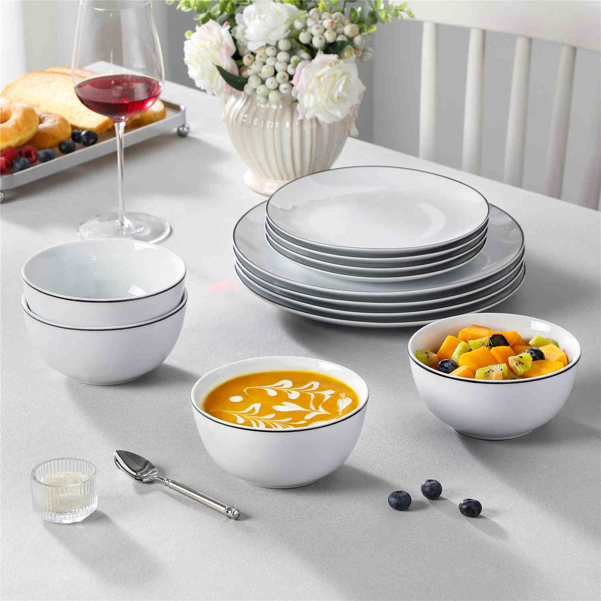 Amelia 12 Piece Dinnerware Set