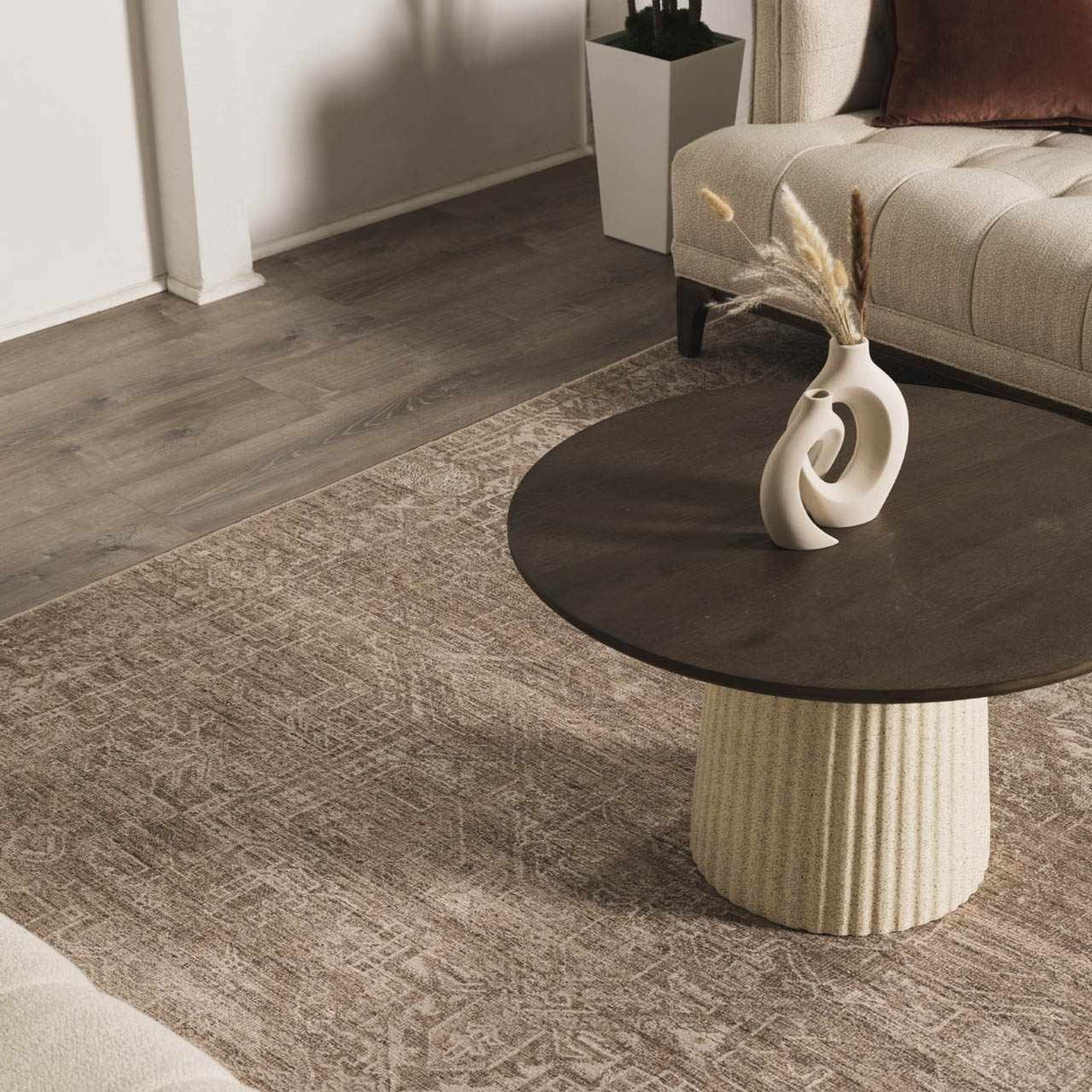 Galey Alix Collins Avenue VI Vintage Medallion Rug