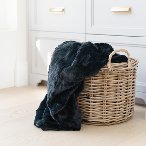 Faux Fur Throw Blankets by Saranoni