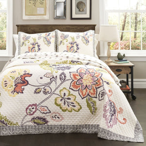 Aster Quilt 3 Piece Set by LushDecor