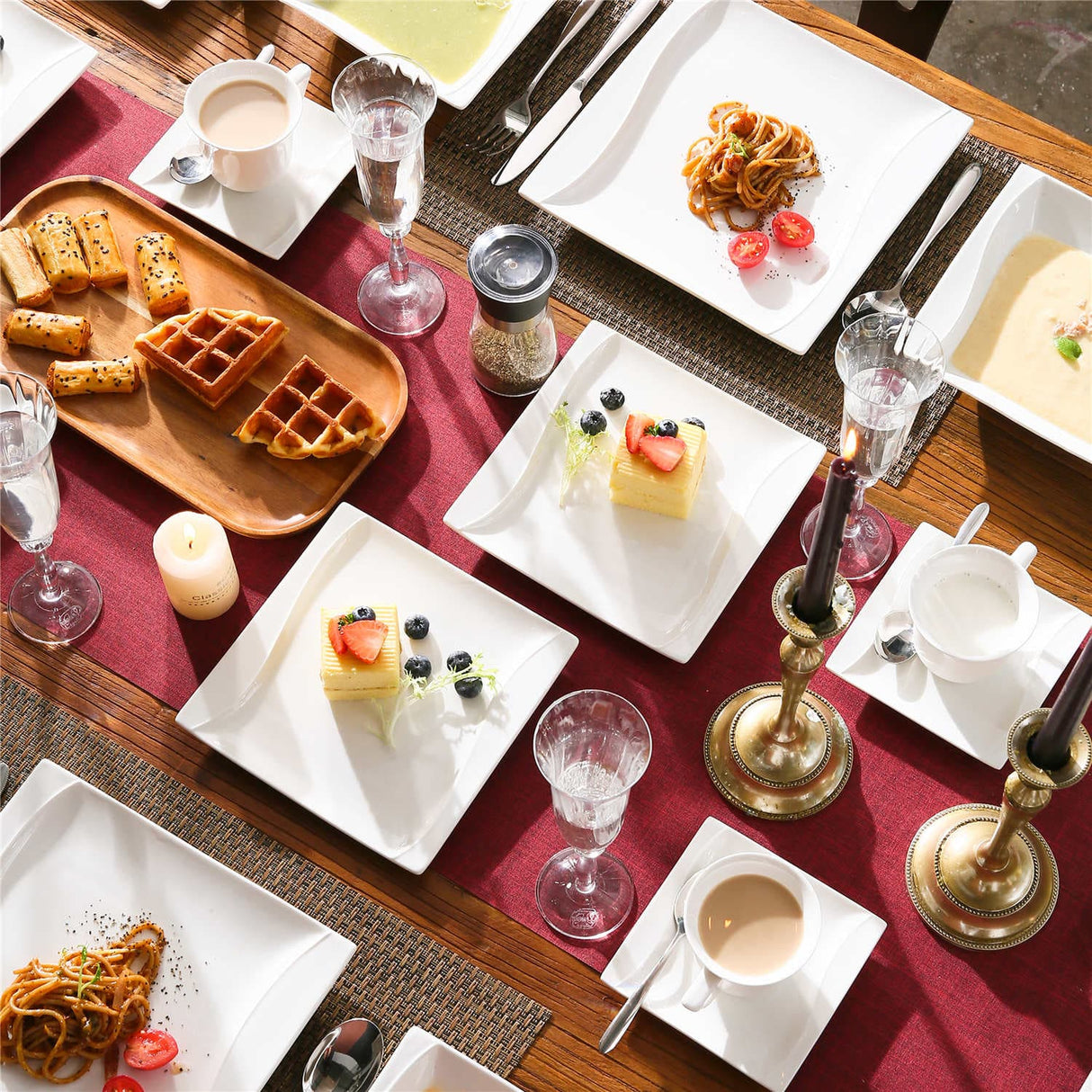 Carina 30 Piece Dinnerware Set