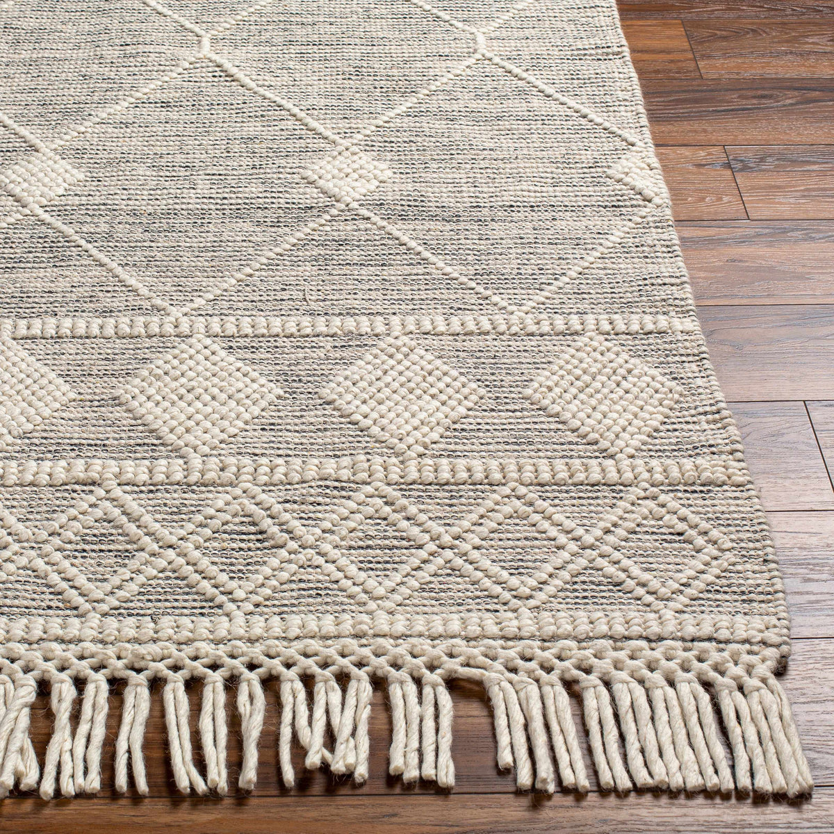 Boutique Rugs Hemingway Wool Rug with Tassels - view 6