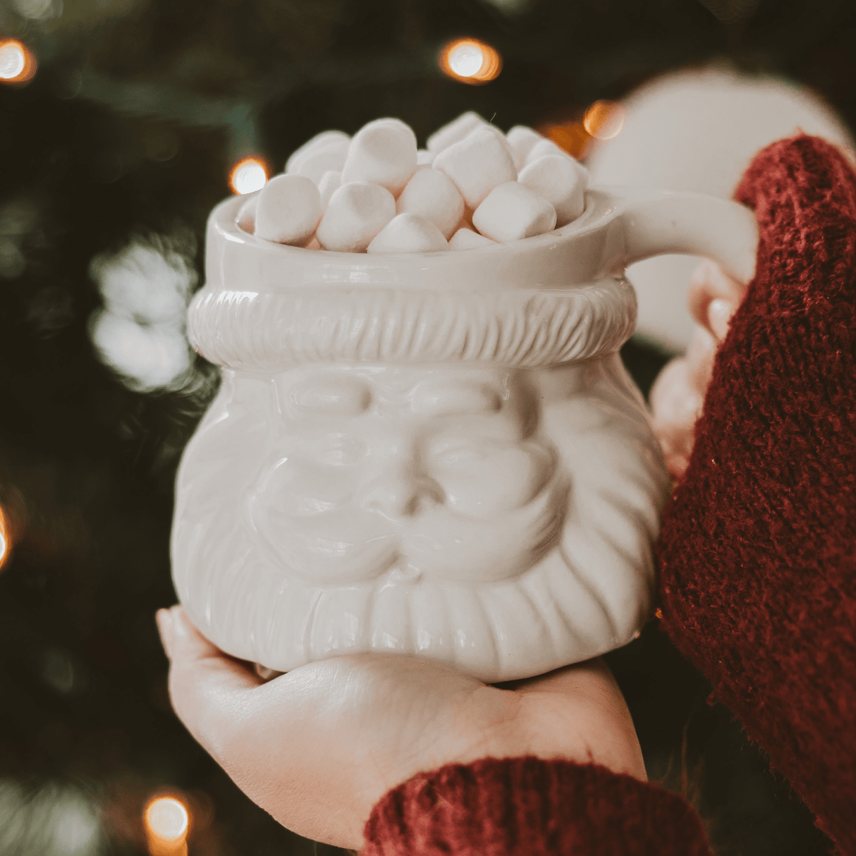 Santa 19oz. Figurine Coffee Mug
