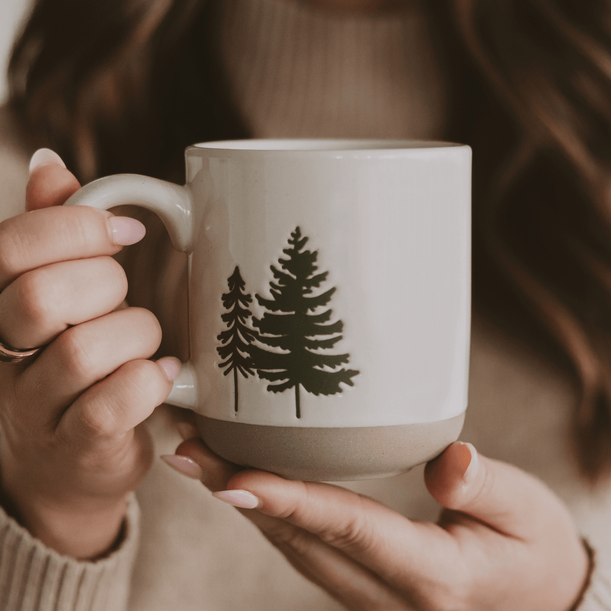 Green Trees 14oz. Cream Stoneware Coffee Mug