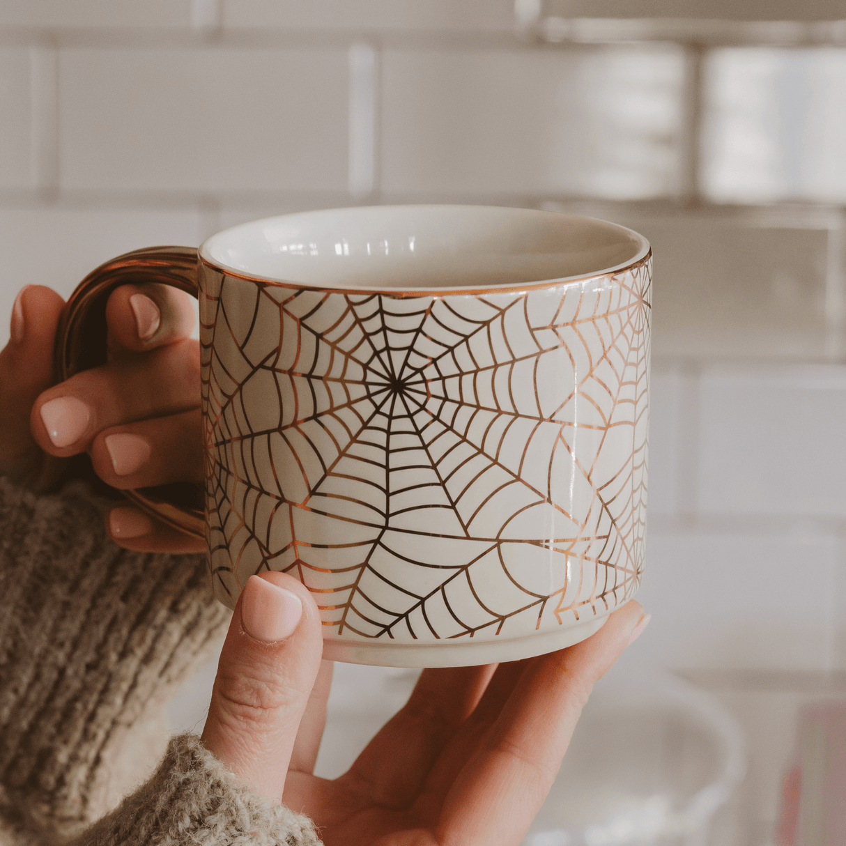 Spiderwebs 14oz. Gold Handle Coffee Mug