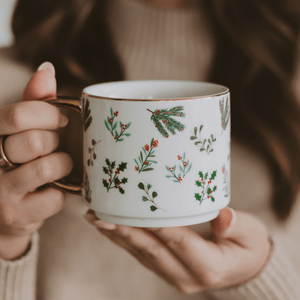 Holiday Greenery 14oz Gold Handle Coffee Mug
