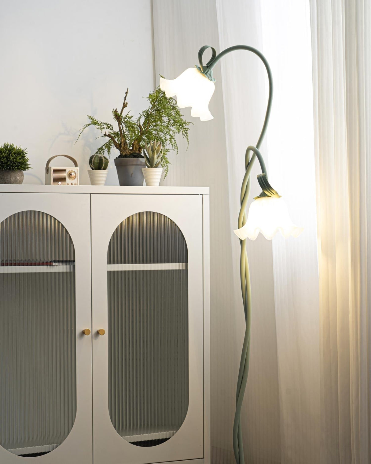 Calla Flower Floor Lamp Matte Green Floral Standing Light