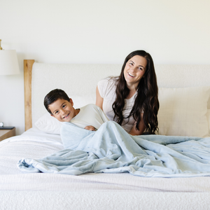 Lush XL Throw Blankets by Saranoni