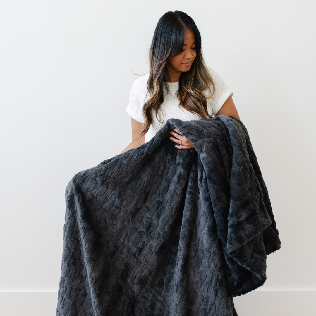 Faux Fur XL Throw Blankets