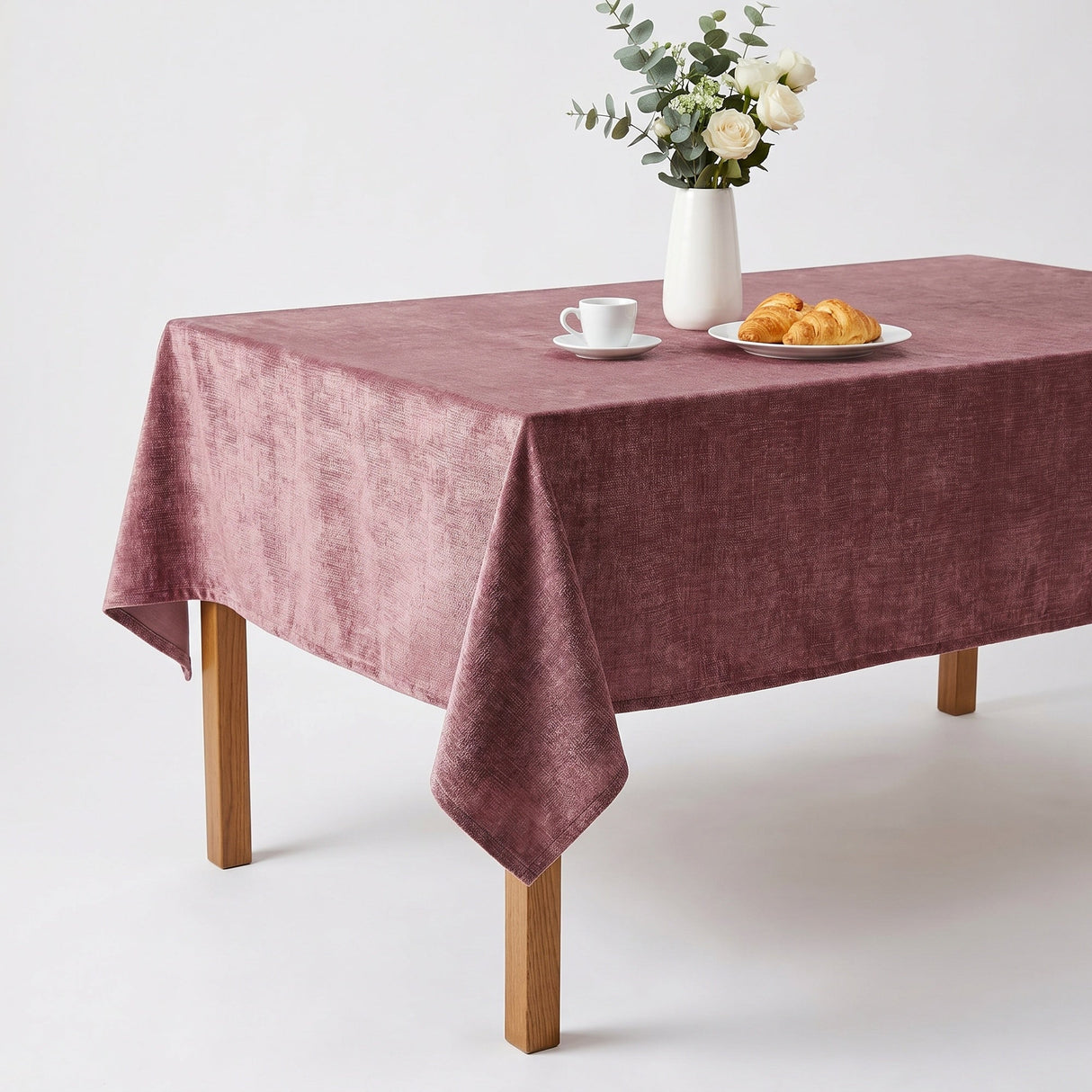 Chenille Crushed Velvet Tablecloth – Mauve