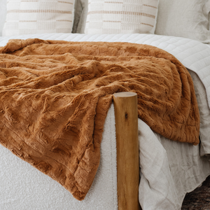 Faux Fur XL Throw Blankets by Saranoni