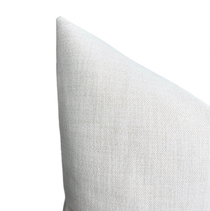 Outdoor Rough 'n Rowdy Woven Pillow Cover in Chalk