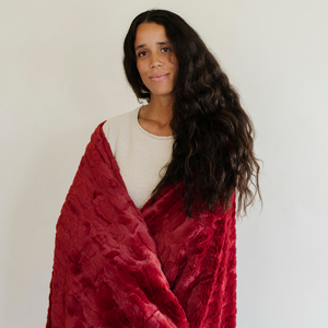 Faux Fur XL Throw Blankets by Saranoni
