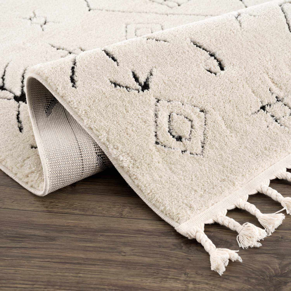 Thian Tribal Area Rug - Clearance