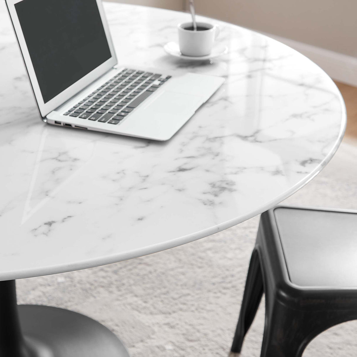 Lippa 54" Round Faux Marble Dining Table by Modway