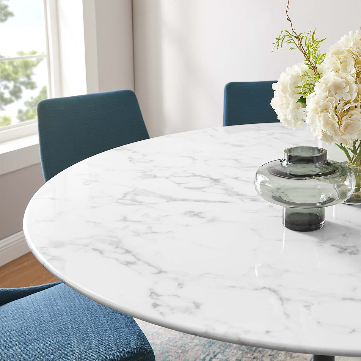 Lippa 60" Round Faux Marble Dining Table by Modway