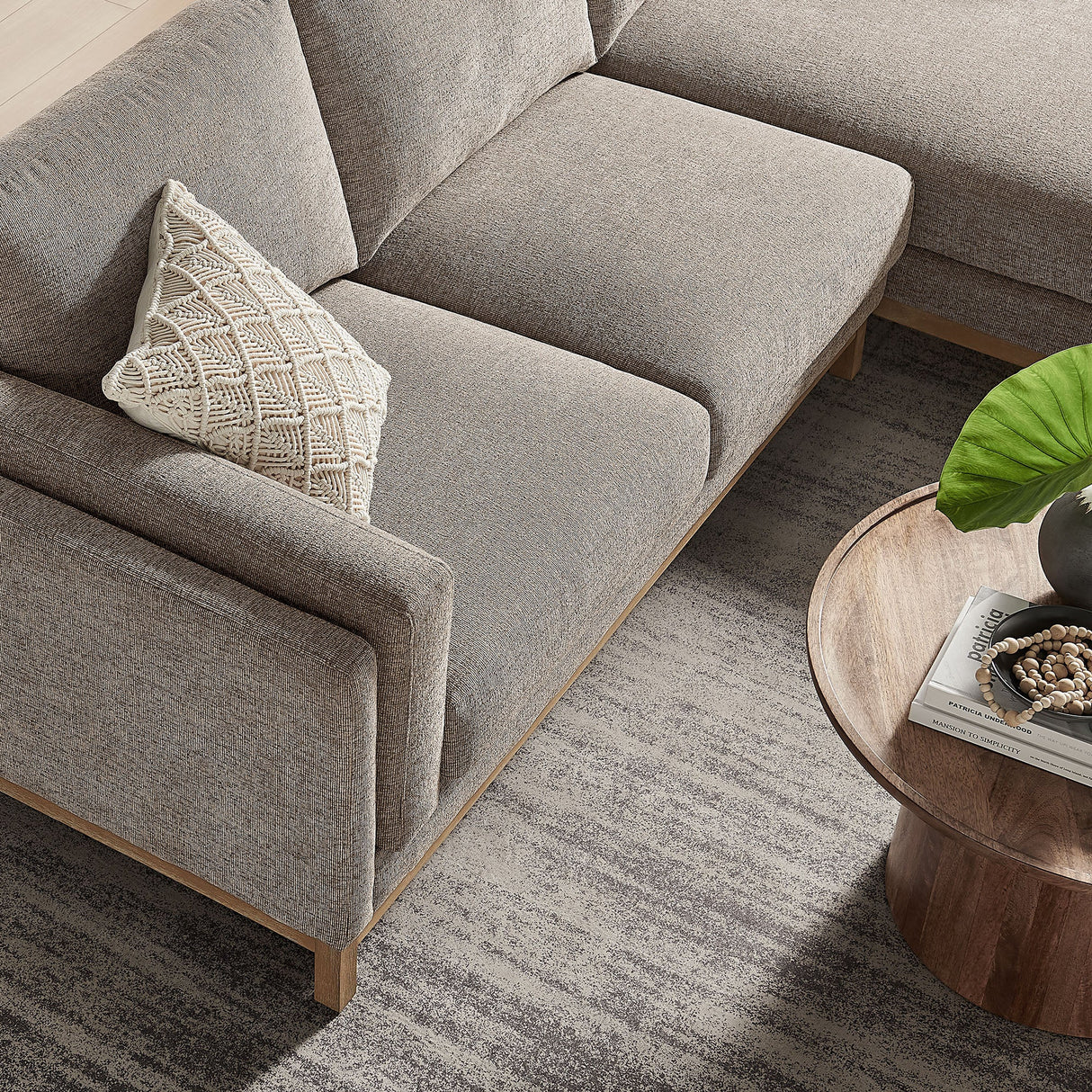 Roscoe Right-Facing Fabric Sectional Sofa with Chaise by Modway