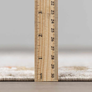 Elloree Traditional Statement Rug
