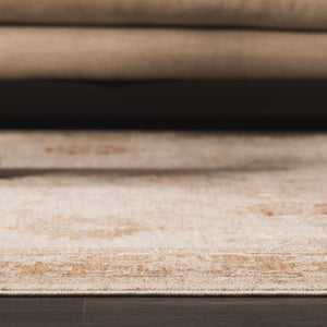 Elloree Traditional Statement Rug
