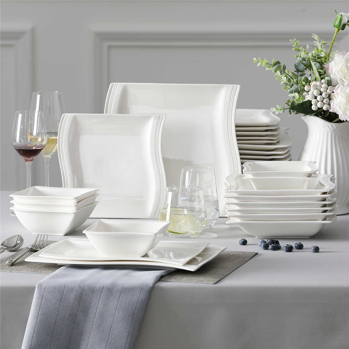 Flora Marble Grey 26 Piece Dinnerware Set