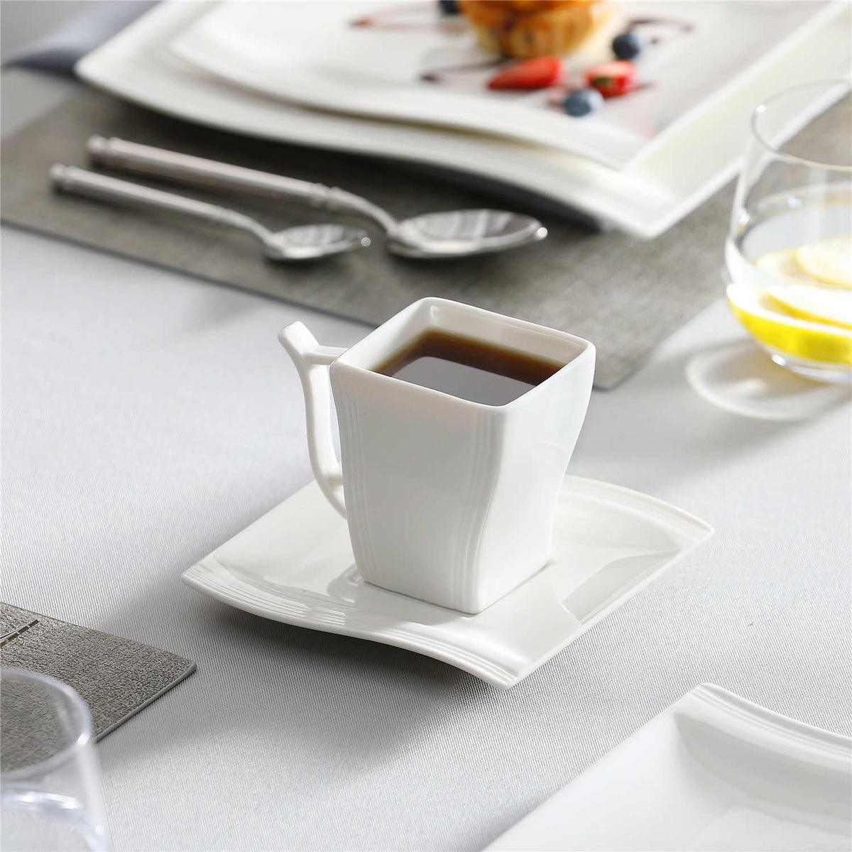 Flora Marble Blue 30 Piece Dinnerware Set