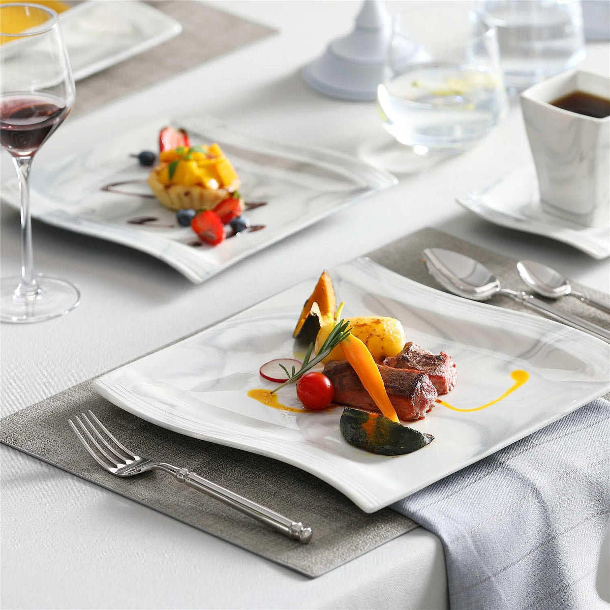 Flora Marble Grey 30 Piece Dinnerware Set