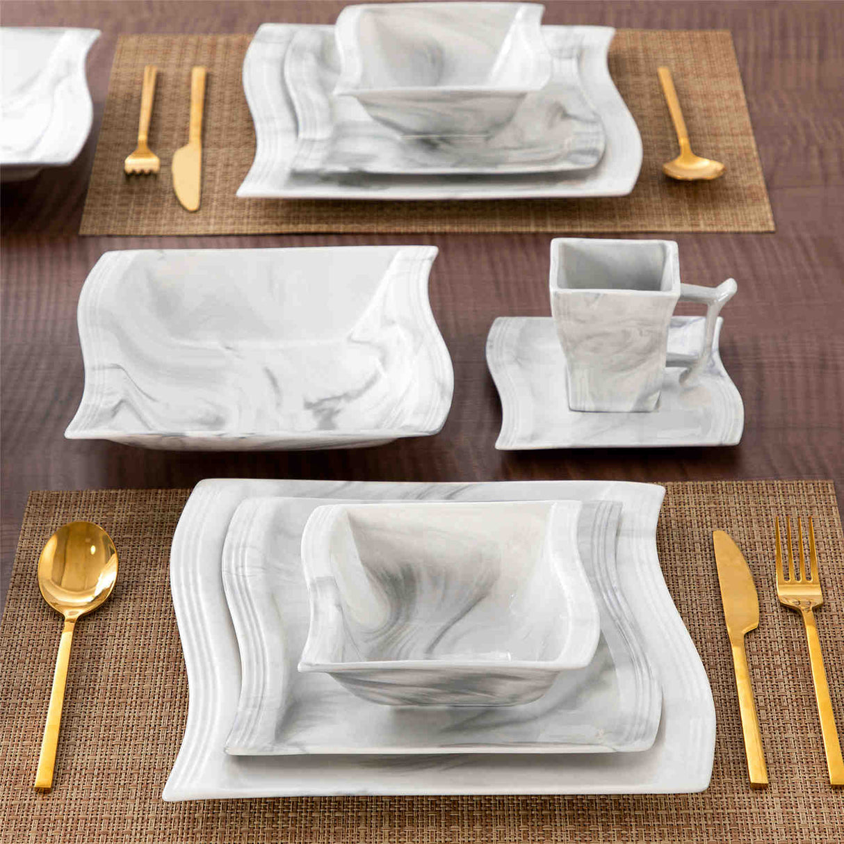 Flora 36 Piece Dinnerware Set