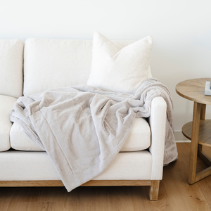 Lush Throw Blankets by Saranoni