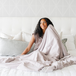 Lush XL Throw Blankets by Saranoni