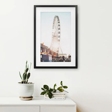 Ferris Wheel Wall Decor. Summer Beach Style